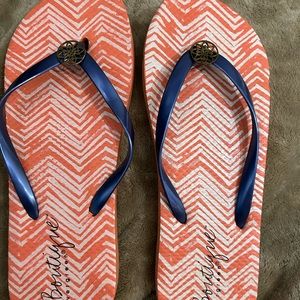 Boutique by evergreen flip flops